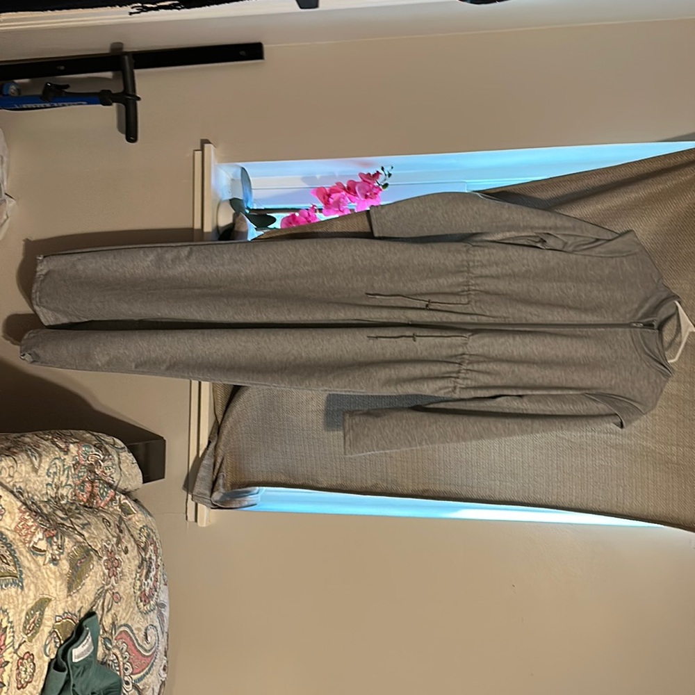 Grey draw string jumper